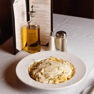Fettuccine Alfredo